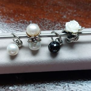×3 Trollbeads pearlm/onyx and ×1 Moress MOP stopper